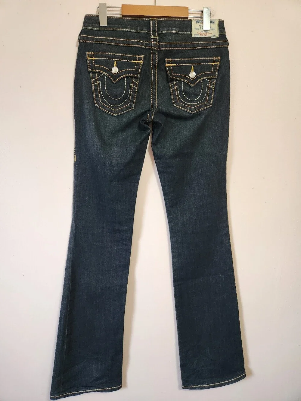 True Religion Dark Wash Rhinestone Flap Pocket Bootcut Jeans Size 28 Y2K - Picture 3 of 12